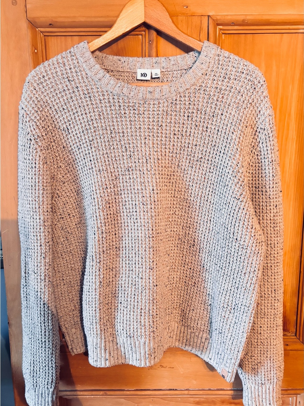 Tentree Women’s crew neck sweater